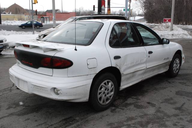 2001 Pontiac Sunfire SE