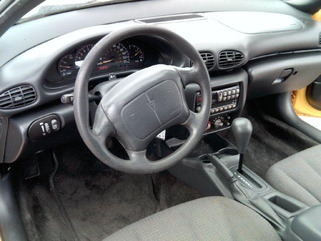 2002 Pontiac Sunfire 4dr Sdn SL Auto Sedan