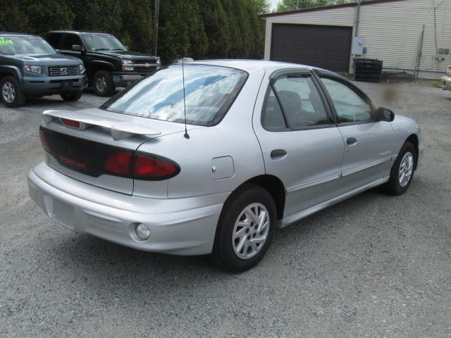 2002 Pontiac Sunfire SE