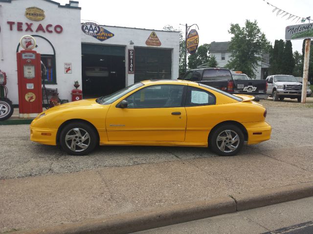 2002 Pontiac Sunfire 4dr Sdn SL Auto Sedan