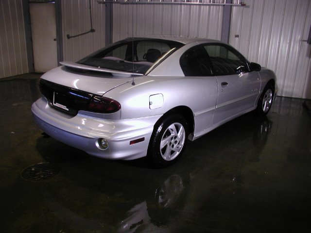 2002 Pontiac Sunfire 4dr Sdn SL Auto Sedan