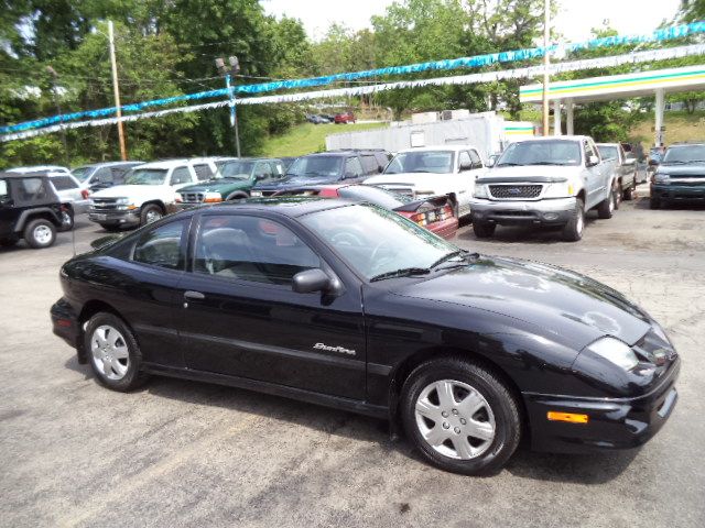 2002 Pontiac Sunfire 4dr Sdn SL Auto Sedan