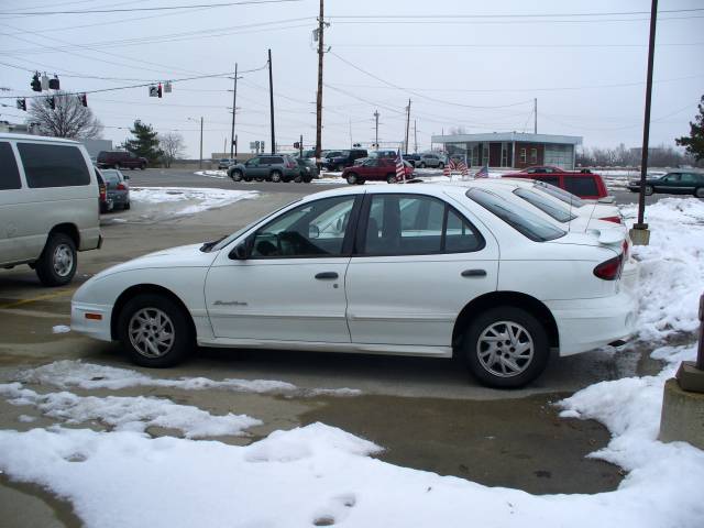 2002 Pontiac Sunfire SE