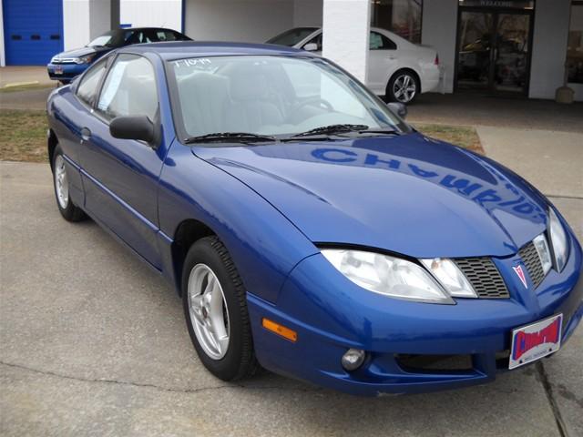 2004 Pontiac Sunfire Unknown