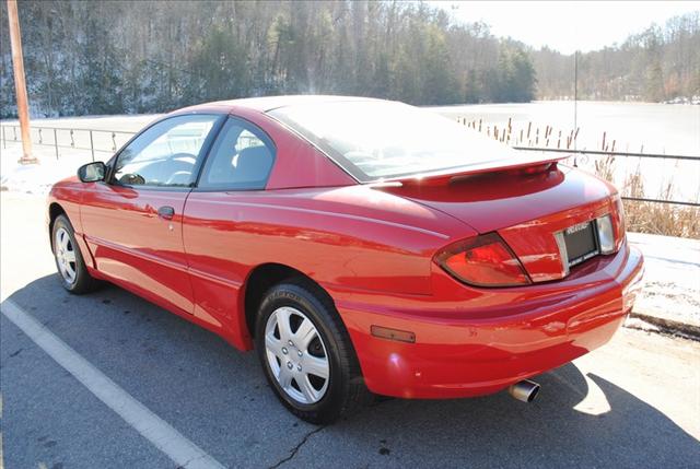 2004 Pontiac Sunfire Base