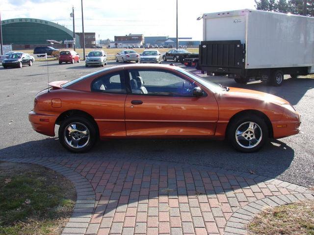 2004 Pontiac Sunfire Laramie