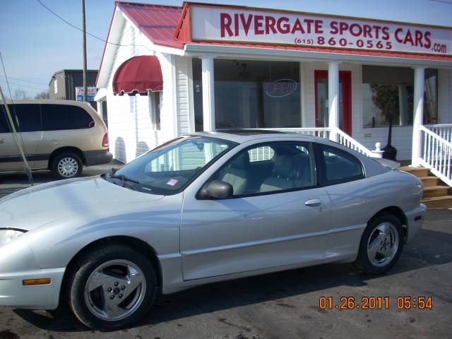 2004 Pontiac Sunfire Base