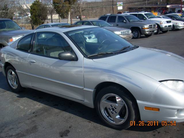 2004 Pontiac Sunfire Base