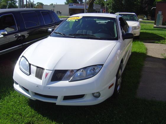 2004 Pontiac Sunfire Base