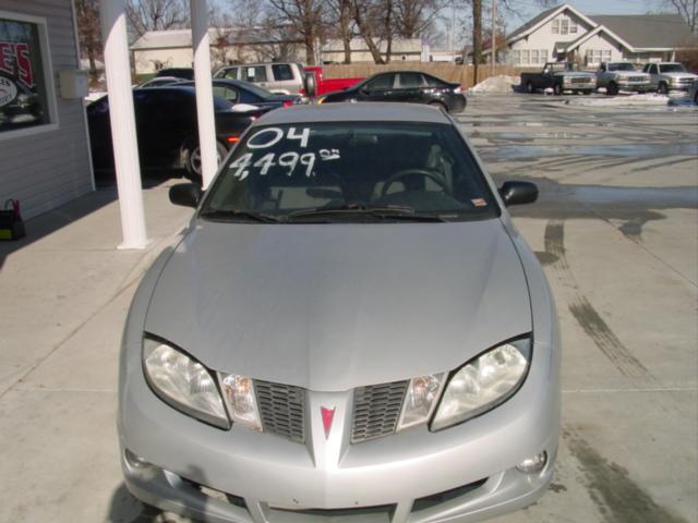 2004 Pontiac Sunfire Base