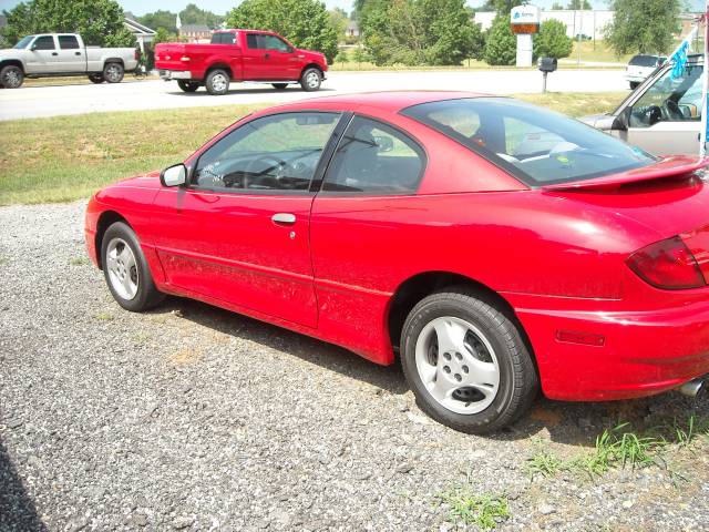 2004 Pontiac Sunfire Base