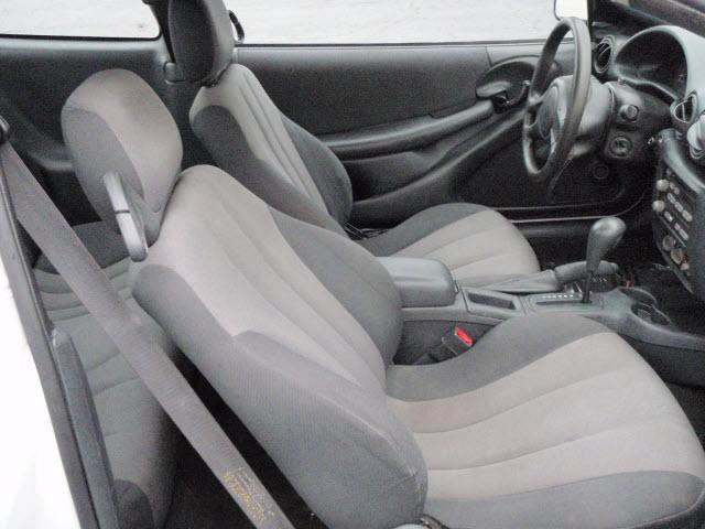 2005 Pontiac Sunfire Unknown