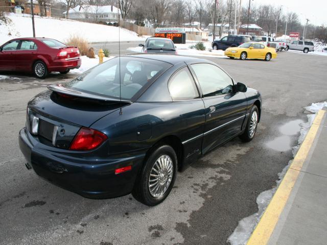 2005 Pontiac Sunfire Base