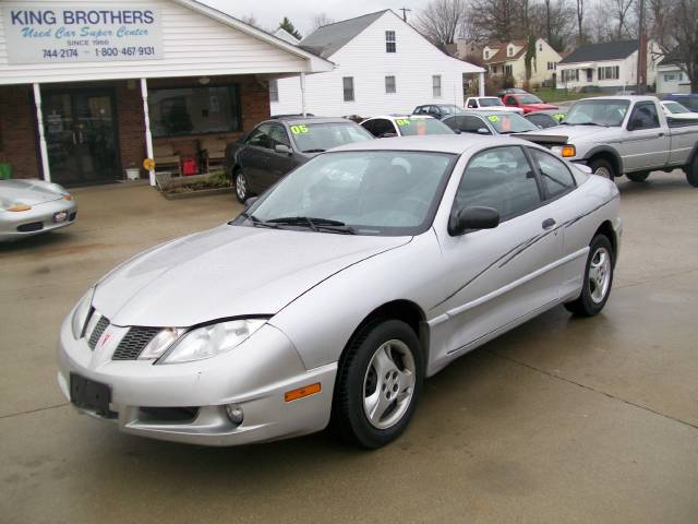 2005 Pontiac Sunfire Base