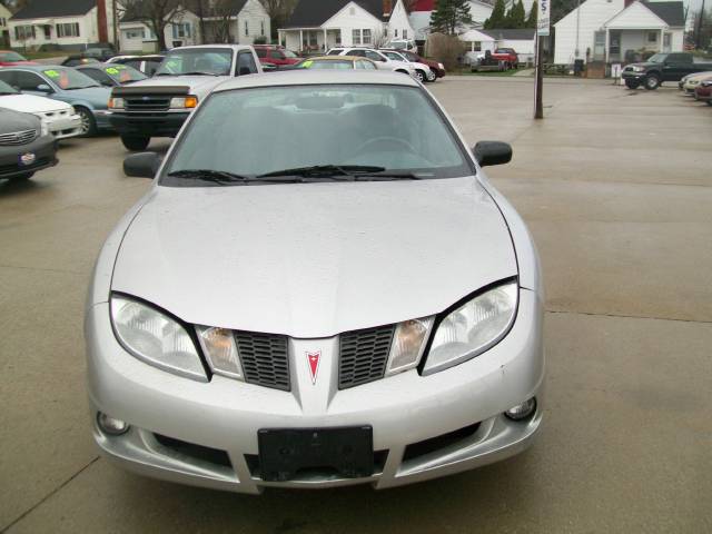 2005 Pontiac Sunfire Base