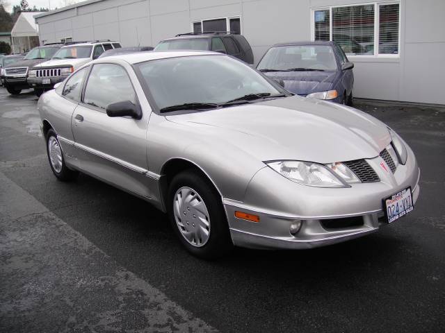 2005 Pontiac Sunfire Base