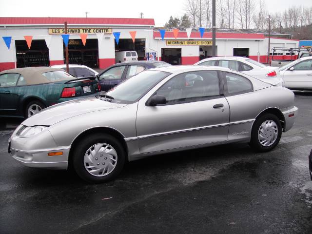 2005 Pontiac Sunfire Base