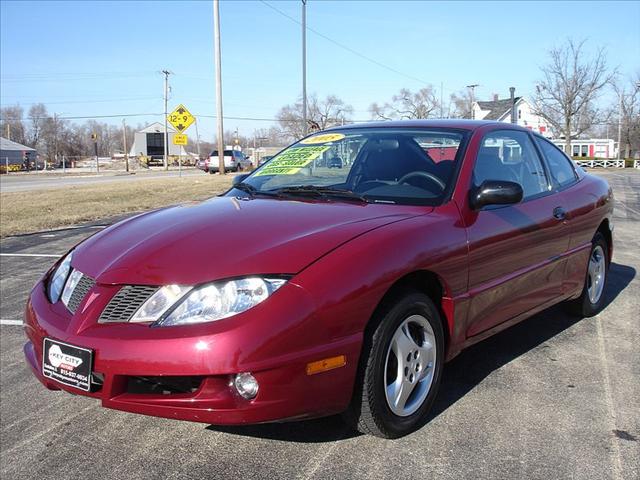 2005 Pontiac Sunfire EXL Nav/dvd/roof