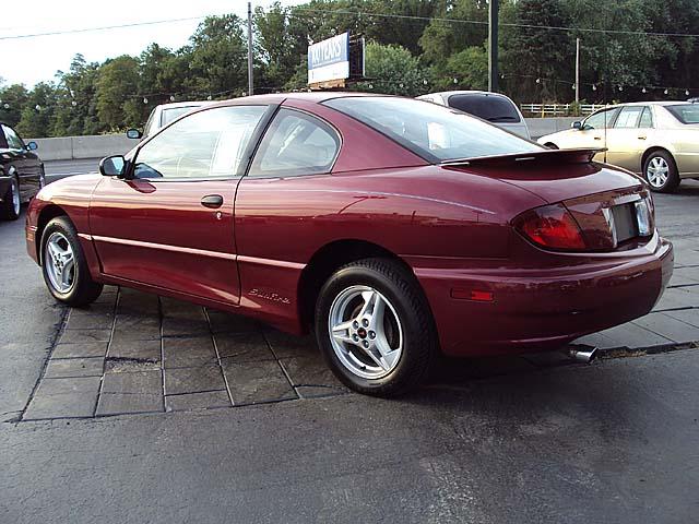 2005 Pontiac Sunfire Base