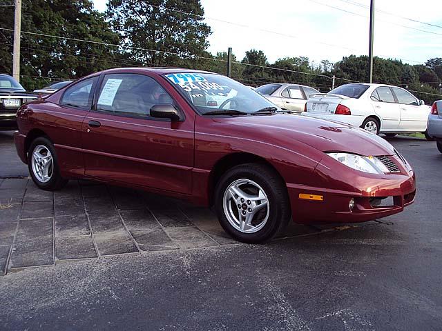 2005 Pontiac Sunfire Base