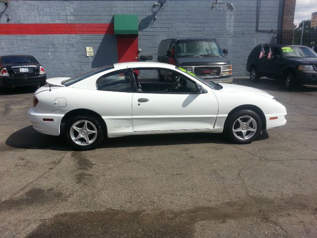 2005 Pontiac Sunfire Unknown