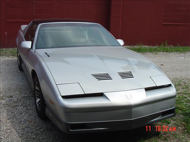 1987 Pontiac TRANS AM Custom Supercab Short Bed 4WD