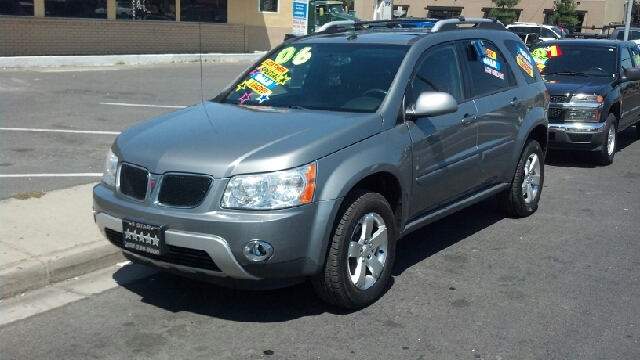 2006 Pontiac Torrent EX - DUAL Power Doors