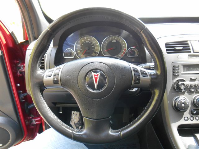 2006 Pontiac Torrent EX - DUAL Power Doors