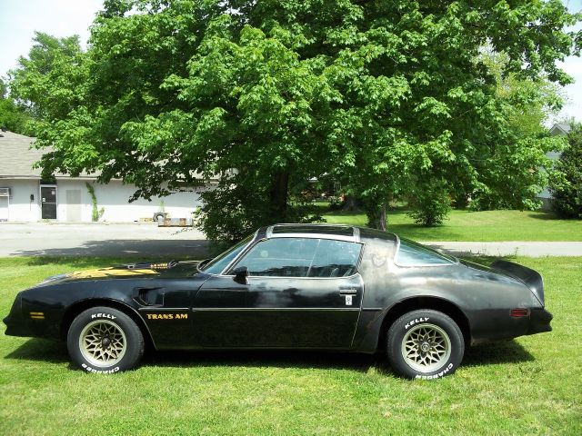 1977 Pontiac TRANS AM 4dr Sdn V6 CXL