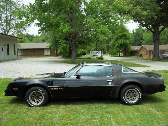 1977 Pontiac TRANS AM 4dr Sdn V6 CXL