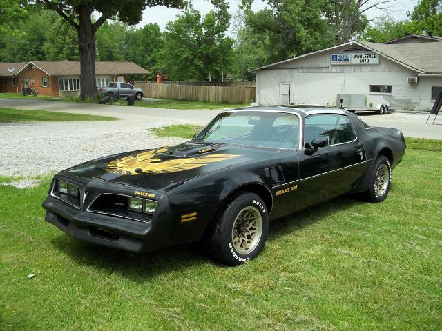 1977 Pontiac TRANS AM 4dr Sdn V6 CXL