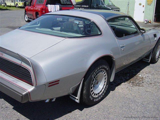 1979 Pontiac TRANS AM Reg Cab 133 WB 2WD