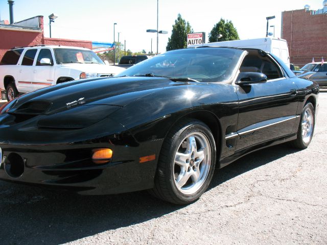 2002 Pontiac TRANS AM LX 4WD Auto