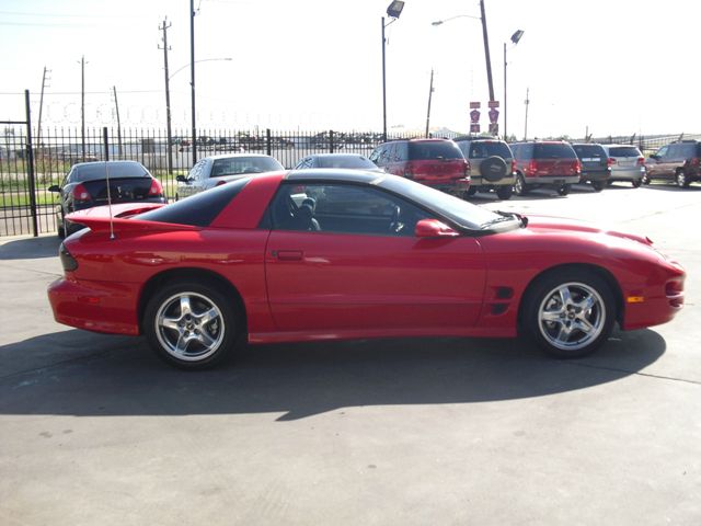 2002 Pontiac TRANS AM 2 W/moonroof