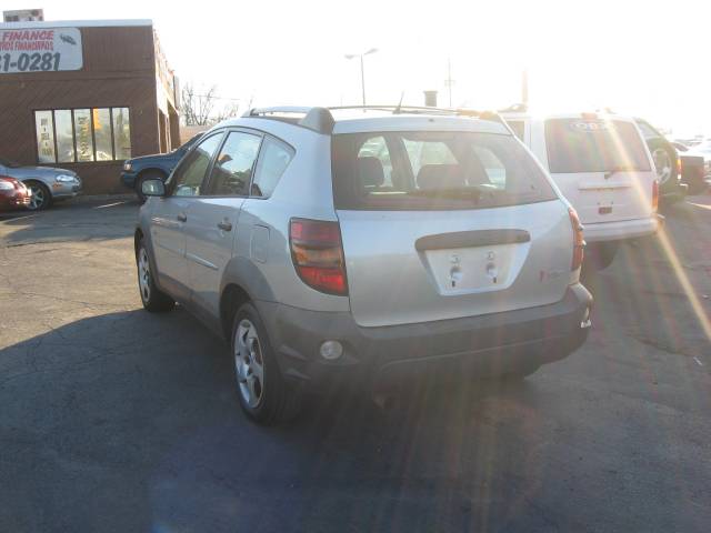 2003 Pontiac Vibe Base