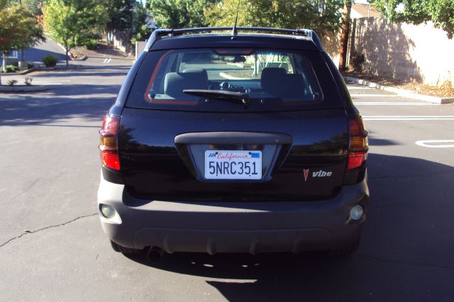 2003 Pontiac Vibe Base