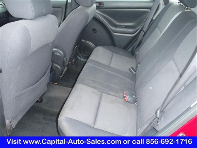 2003 Pontiac Vibe Base