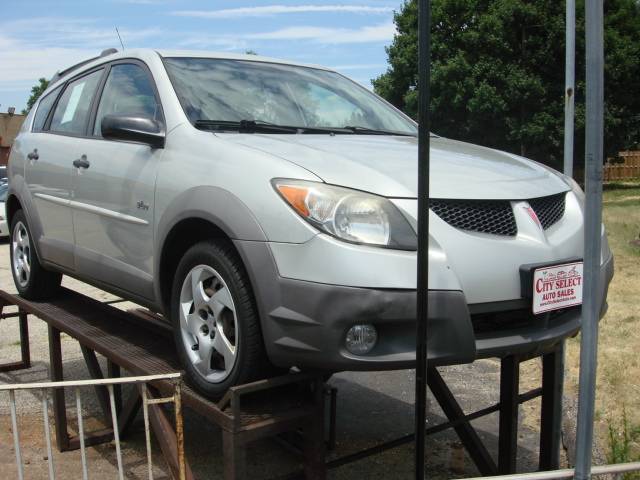 2003 Pontiac Vibe Base