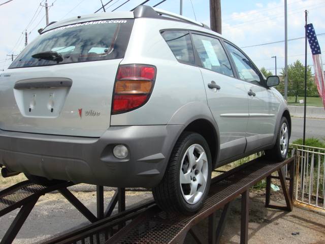 2003 Pontiac Vibe Base