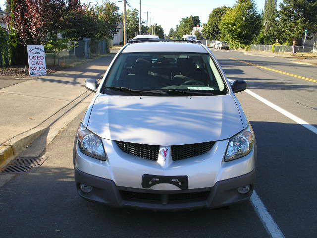 2003 Pontiac Vibe Base