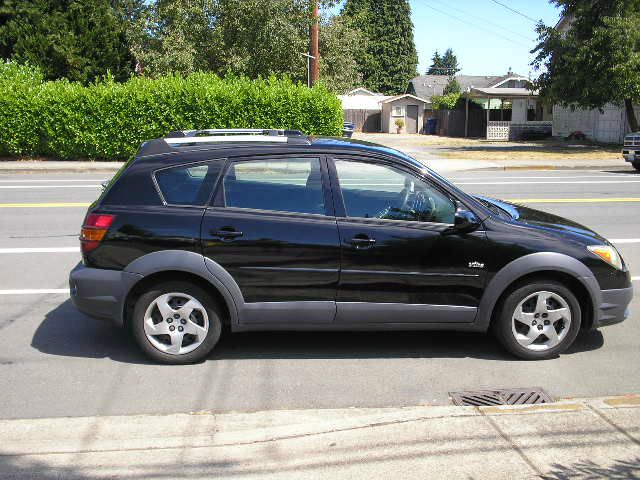 2003 Pontiac Vibe Base