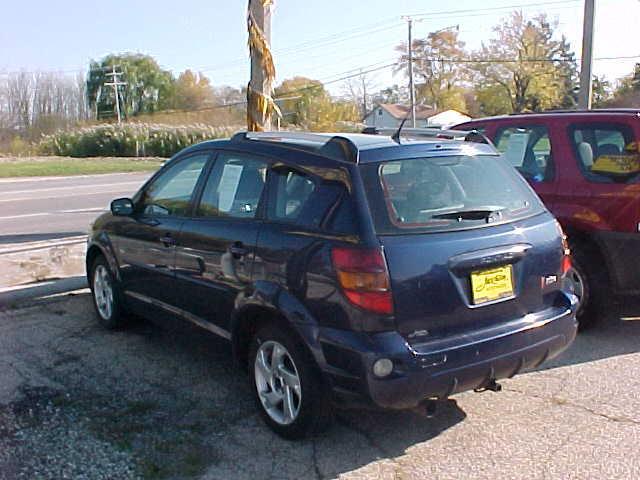 2003 Pontiac Vibe Base