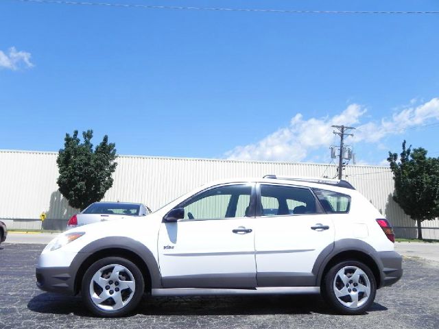 2005 Pontiac Vibe Base