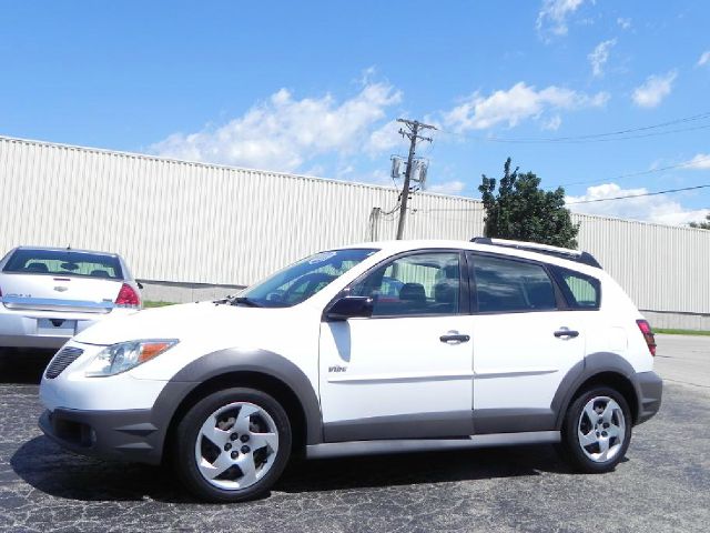 2005 Pontiac Vibe Base