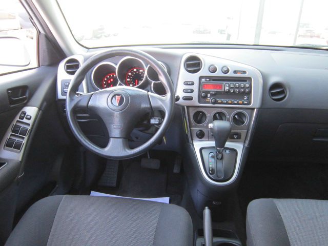 2005 Pontiac Vibe Base