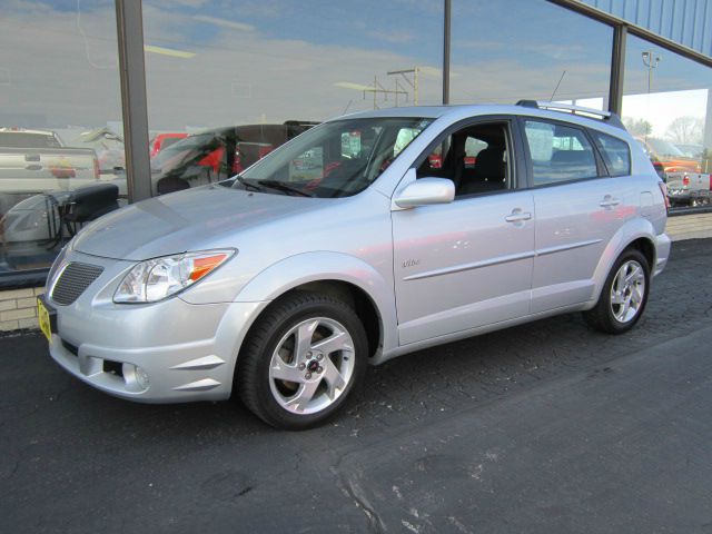 2005 Pontiac Vibe Base