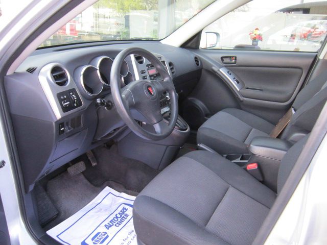 2005 Pontiac Vibe Base