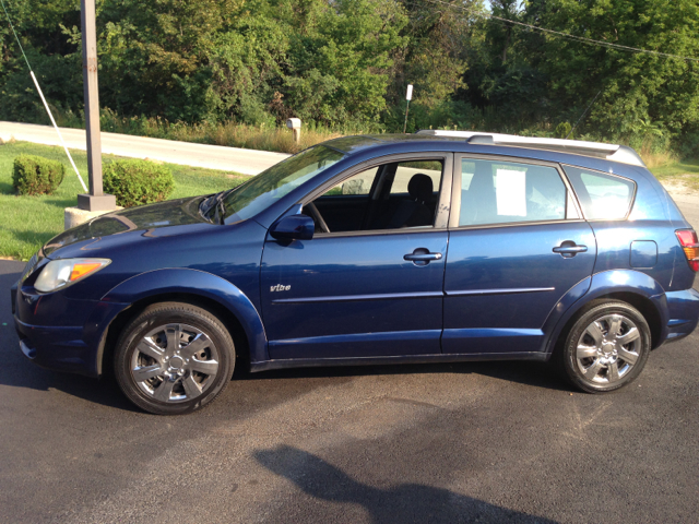 2005 Pontiac Vibe Base