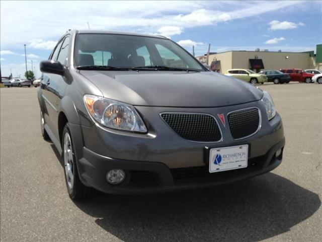 2005 Pontiac Vibe Base