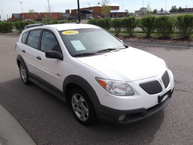 2005 Pontiac Vibe Base